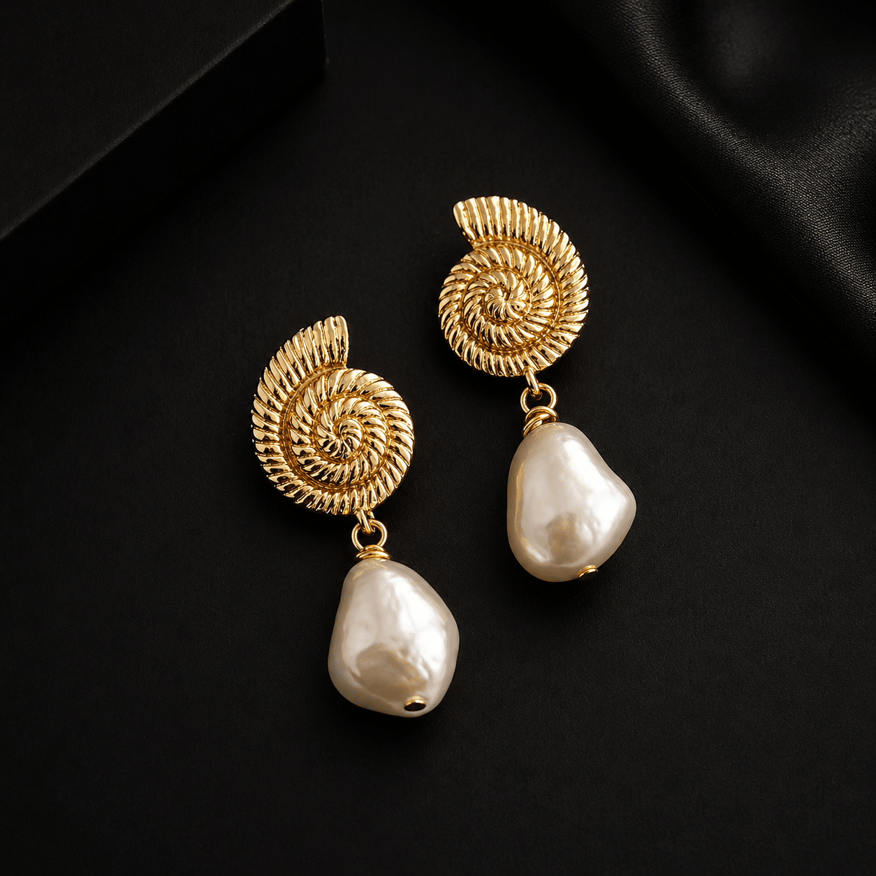 Sofielegance-Cercei-placati-cu-aur-si-perla-naturala-Coquille-d’Or Cercei placati cu aur si perla naturala Coquille d’Or - imagine 1