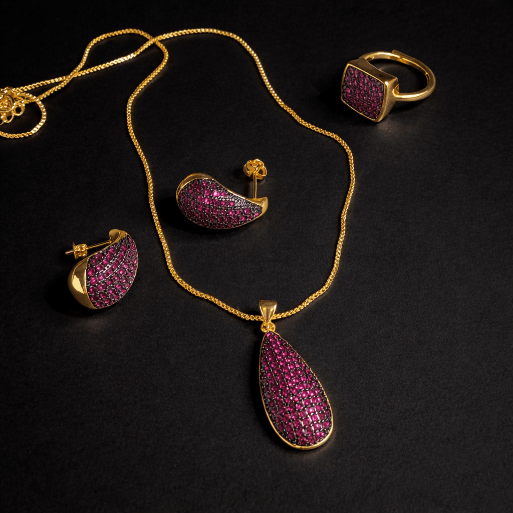 sofielegance-Set-bijuterii-placate-cu-aur-si-cristale-Sorbet-a-la-Framboise Set bijuterii placate cu aur si cristale Sorbet a la Framboise - imagine 1